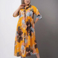 ⏳Nyári kiárusítás: 40%-os kedvezmény🔥【2XL-4XL】🌺Női laza hajtókás nyomtatott gomb-down hosszú ruha👗