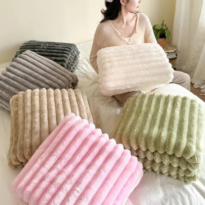 🛏️Sűrű nyúl plüss és tejbársony huzatú takaró